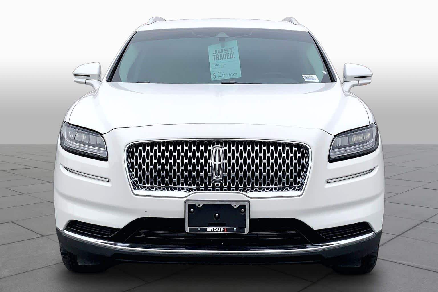 View vehicle photo 4