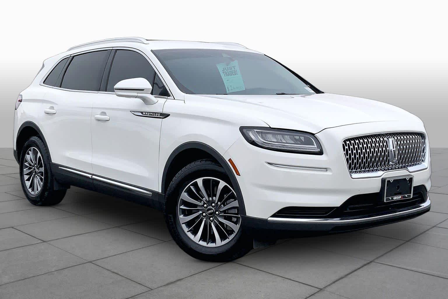 View vehicle photo 3