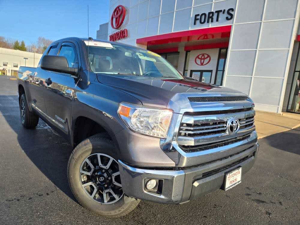2017 Toyota Tundra SR5 Double Cab 5.7L FFV 4WD