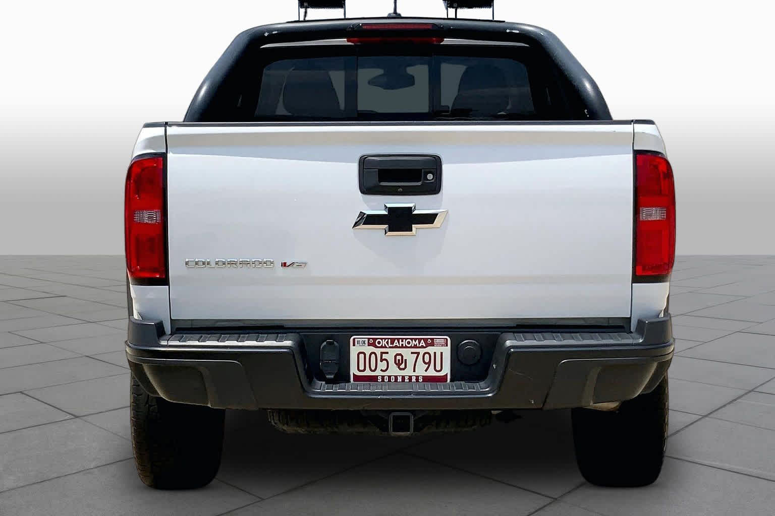 View vehicle photo 5