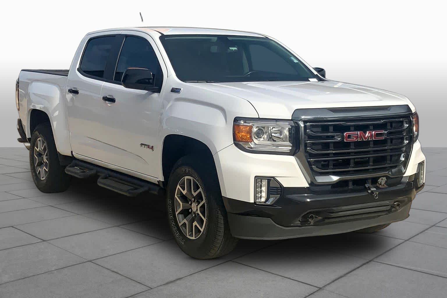 Used 2021 SUMMIT WHITE GMC 4WD AT4 w/Cloth image 3