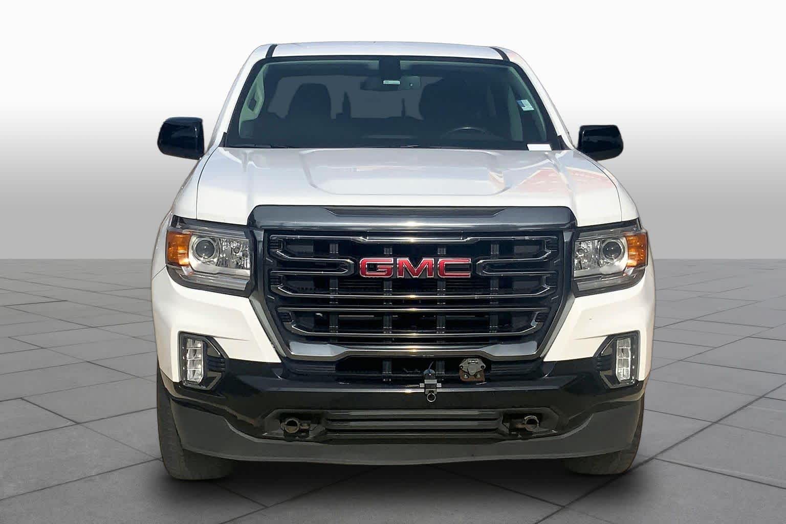 Used 2021 SUMMIT WHITE GMC 4WD AT4 w/Cloth image 4