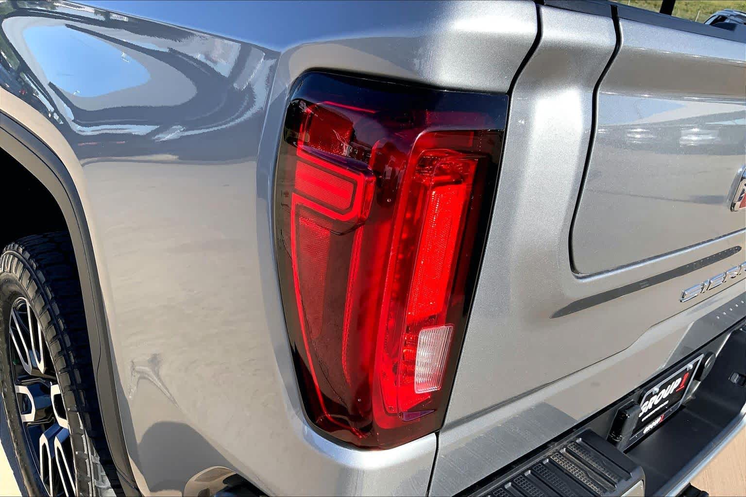 Used 2023 Sterling Metallic GMC AT4 image 28