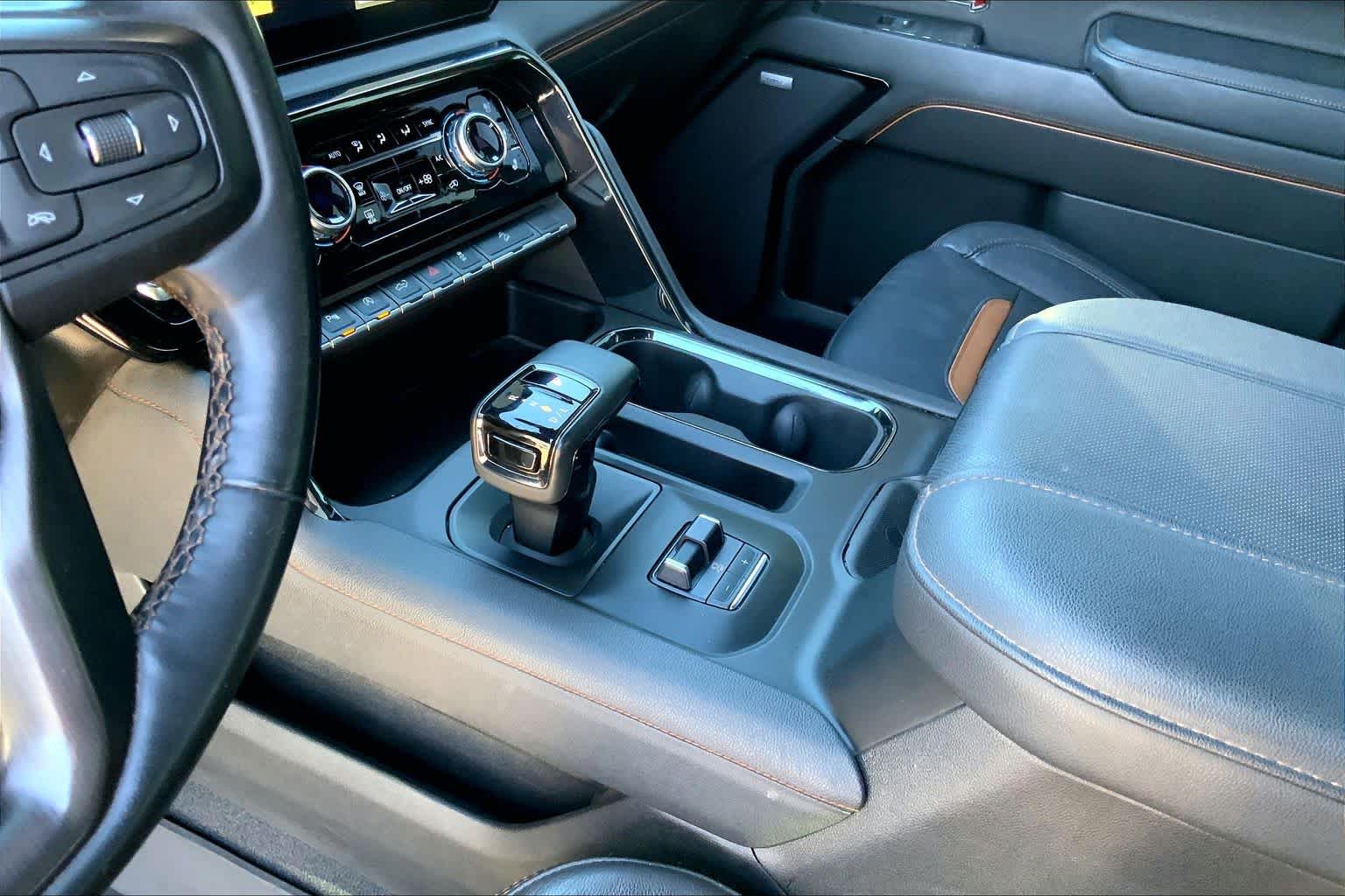 Used 2023 Sterling Metallic GMC AT4 image 16