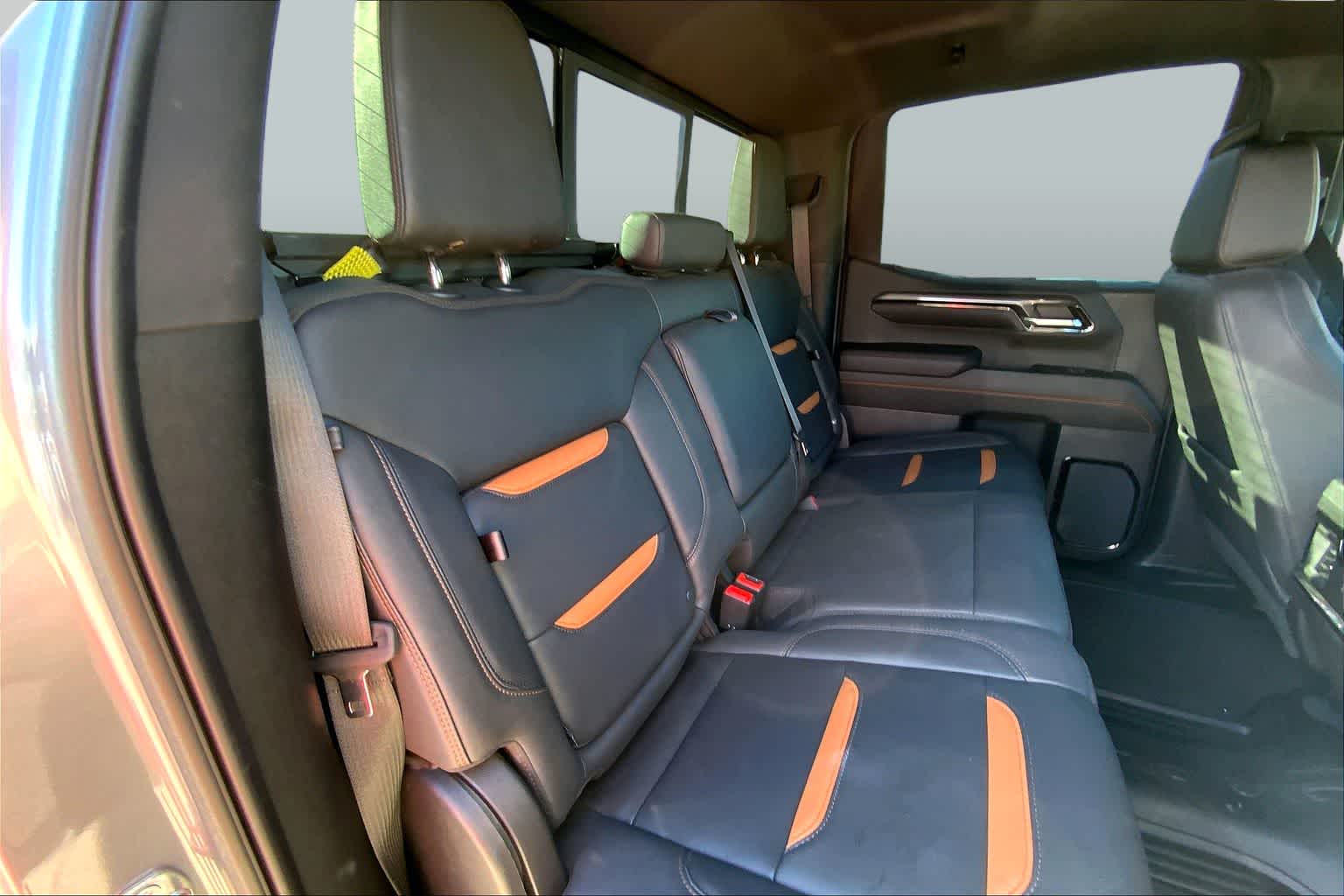 Used 2023 Sterling Metallic GMC AT4 image 19