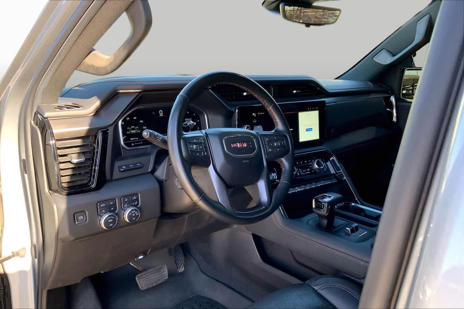Used 2023 Sterling Metallic GMC AT4 image 17