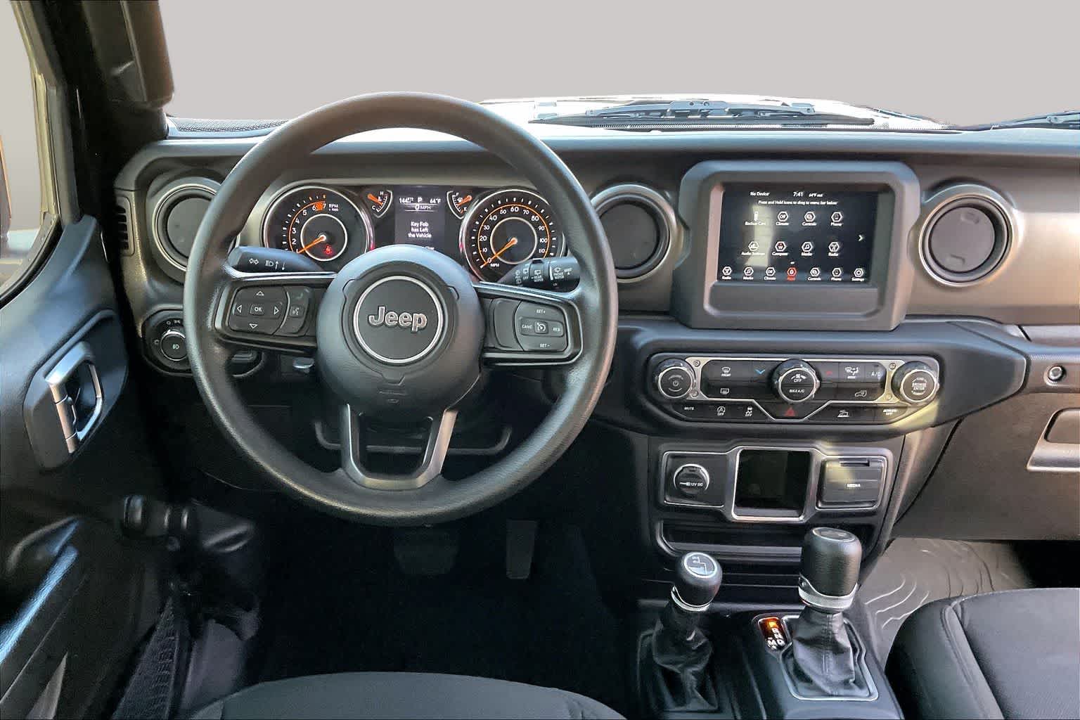 View vehicle photo 7