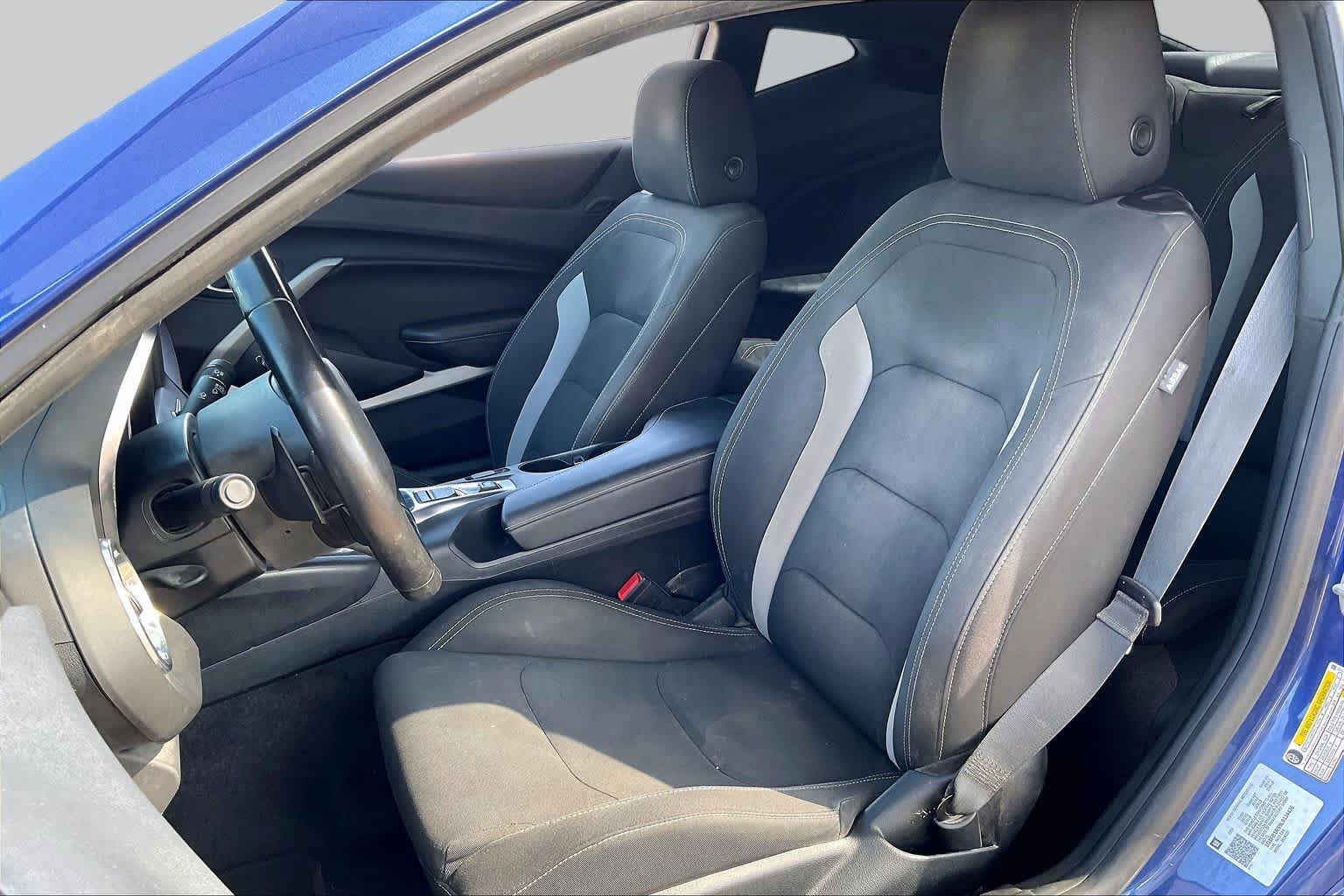 Pre-Owned 2020 Chevrolet Camaro 1LT