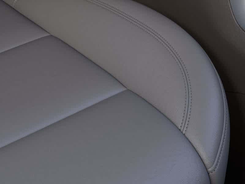 New 2026 Summit White Chevrolet RST image 21