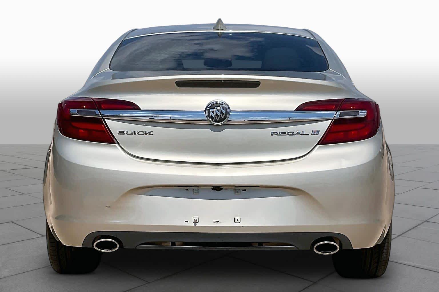 Pre-Owned 2015 Buick Regal Turbo