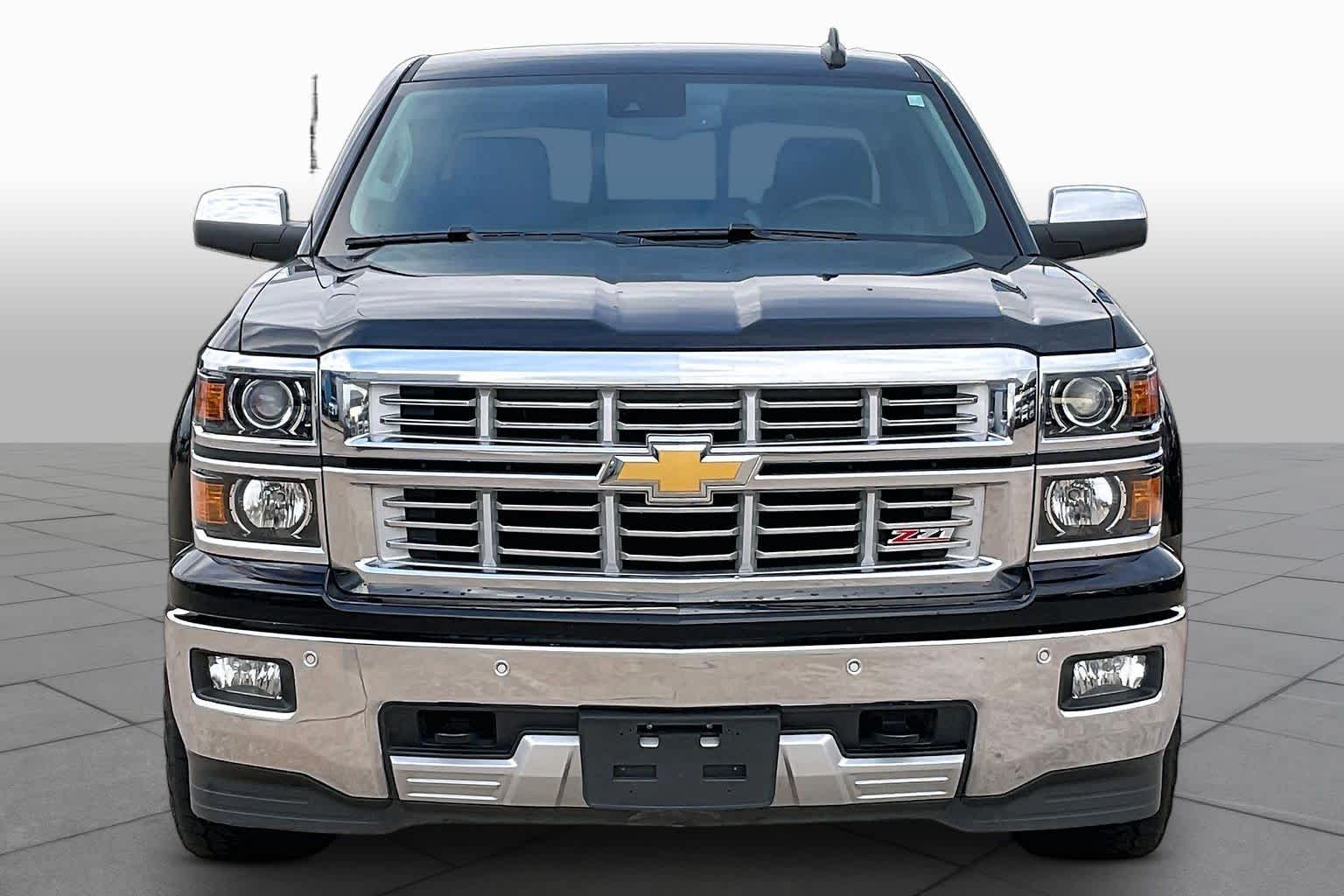 Used 2015 BLACK Chevrolet LTZ image 4