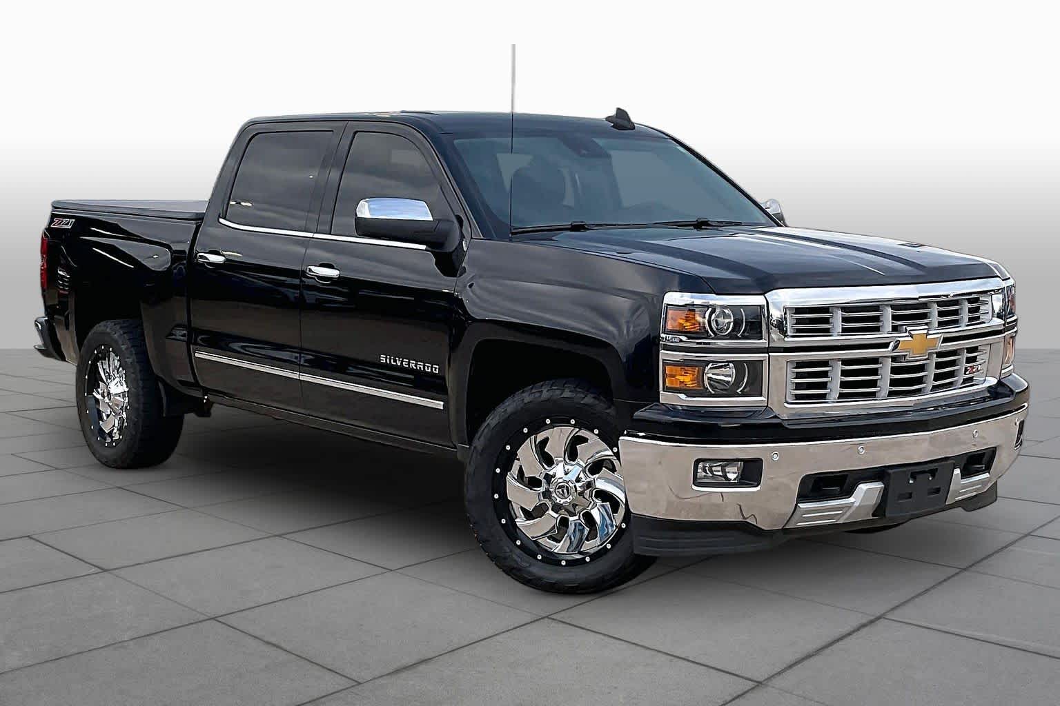 Used 2015 BLACK Chevrolet LTZ image 3