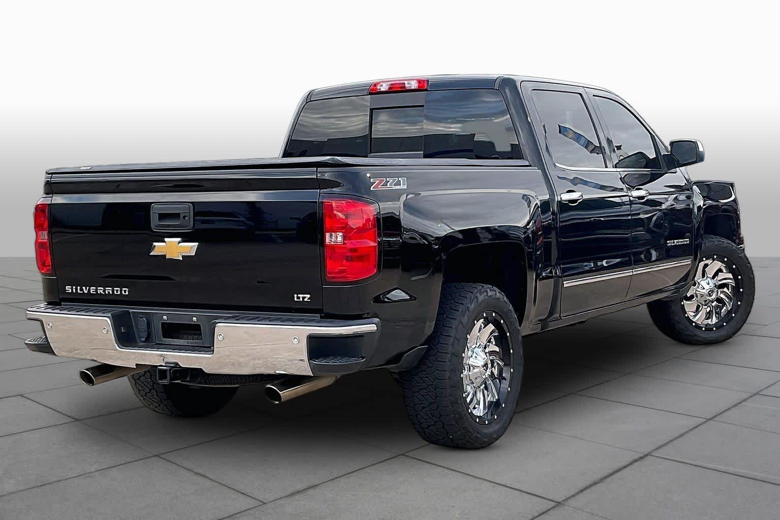 Used 2015 BLACK Chevrolet LTZ image 13
