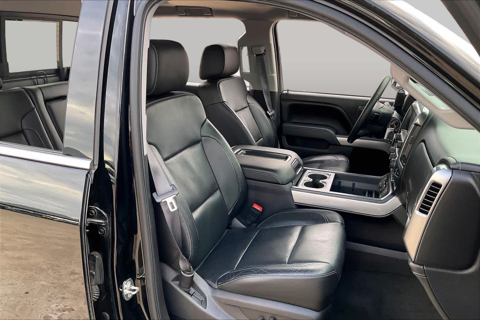 Used 2015 BLACK Chevrolet LTZ image 9