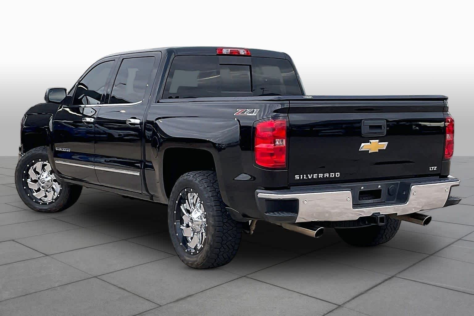Used 2015 BLACK Chevrolet LTZ image 12