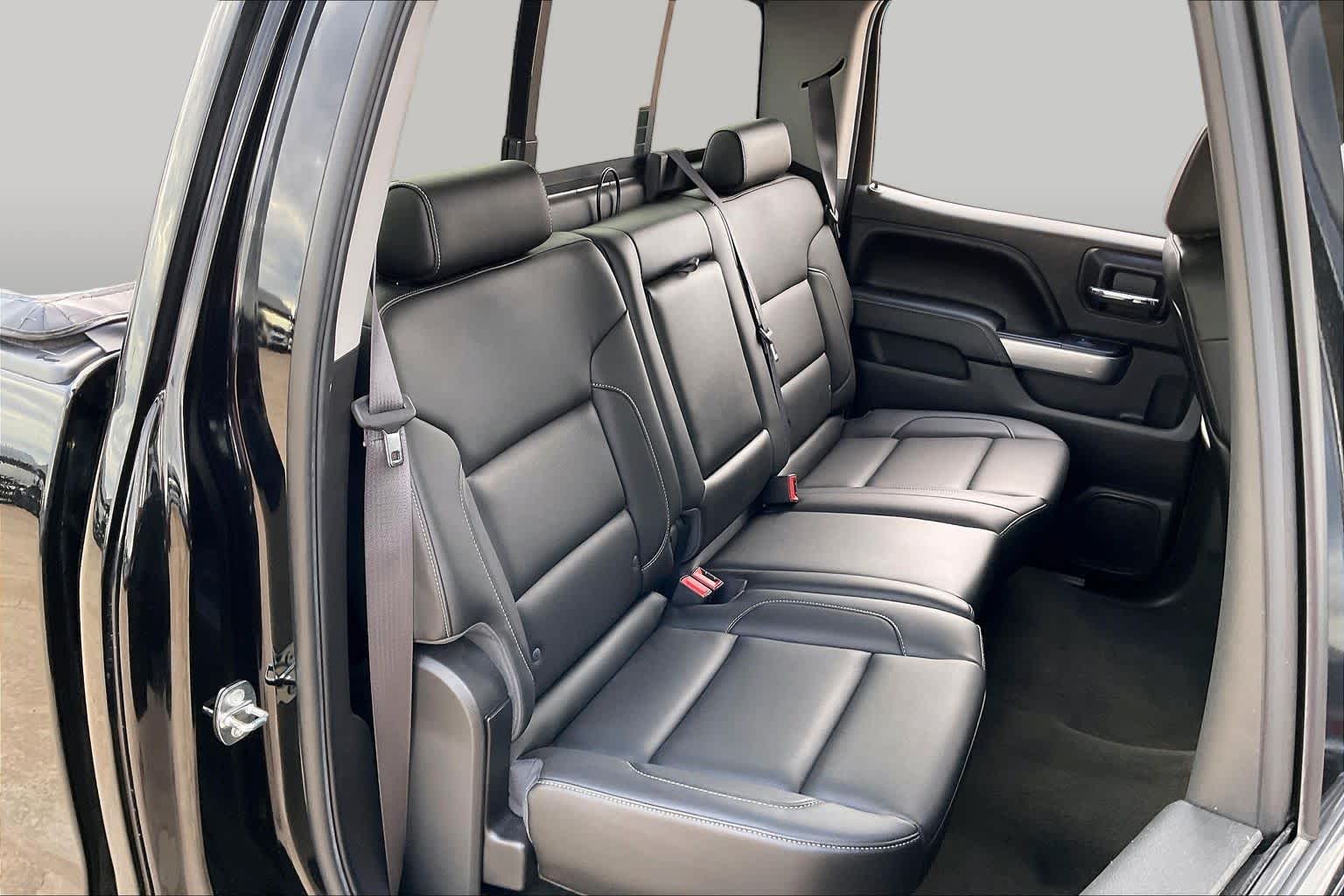 Used 2015 BLACK Chevrolet LTZ image 18