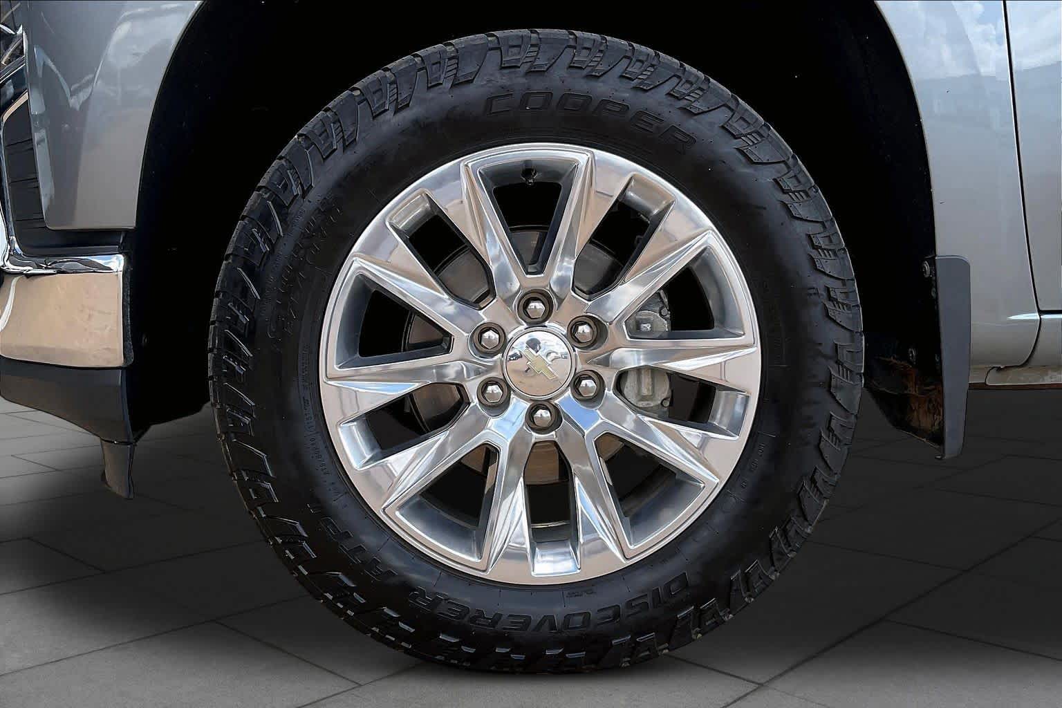 Used 2021 SATIN STEEL METALLIC Chevrolet LTZ image 12