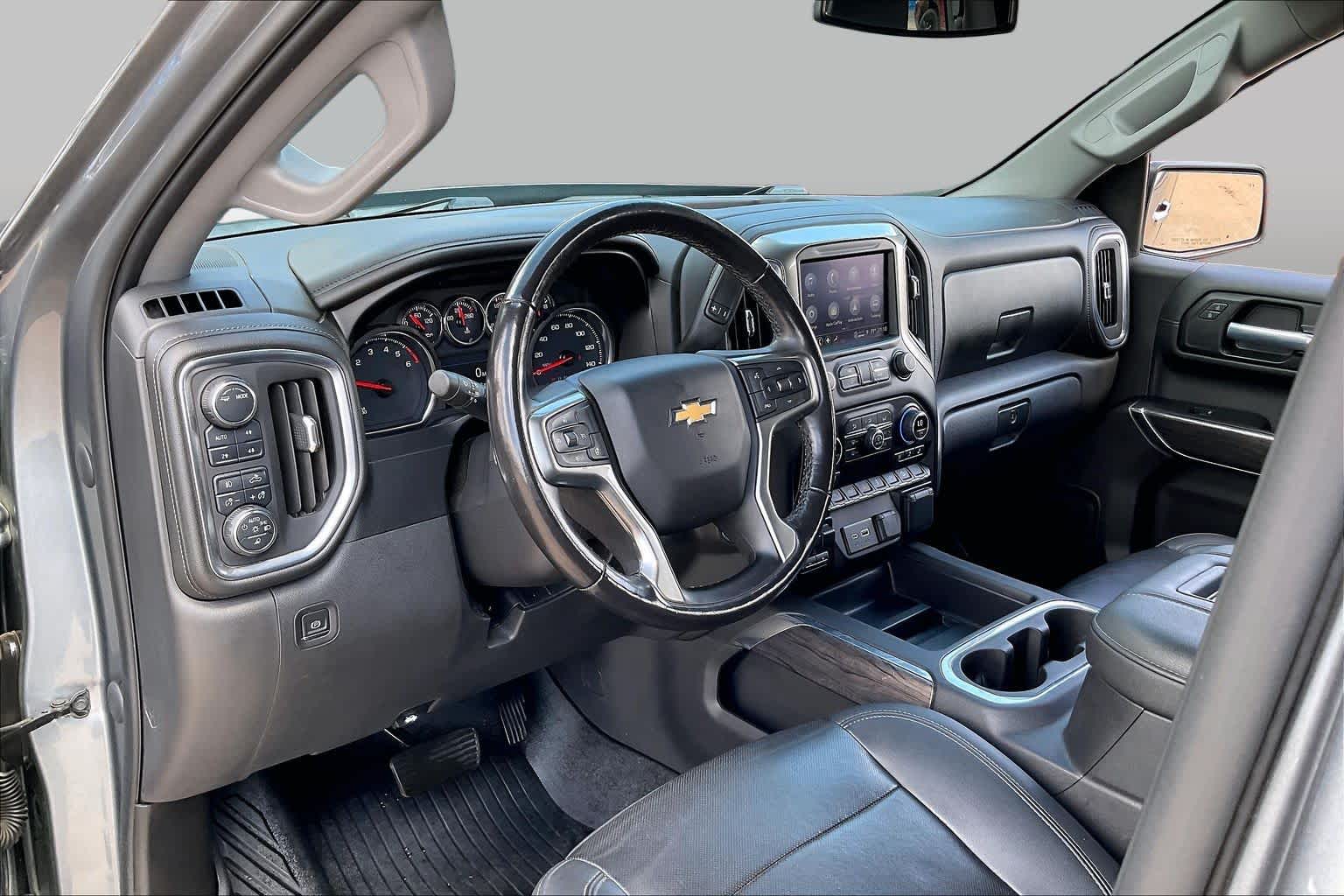 Used 2021 SATIN STEEL METALLIC Chevrolet LTZ image 17