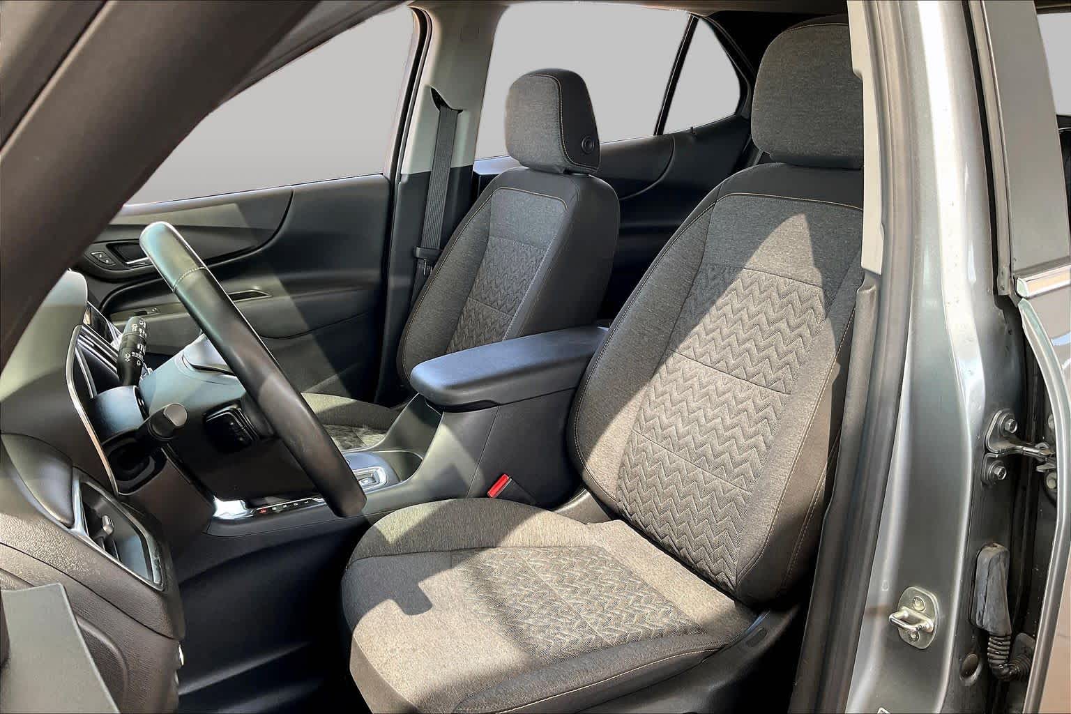 Used 2023 STERLING GRAY METALLIC Chevrolet LT image 9