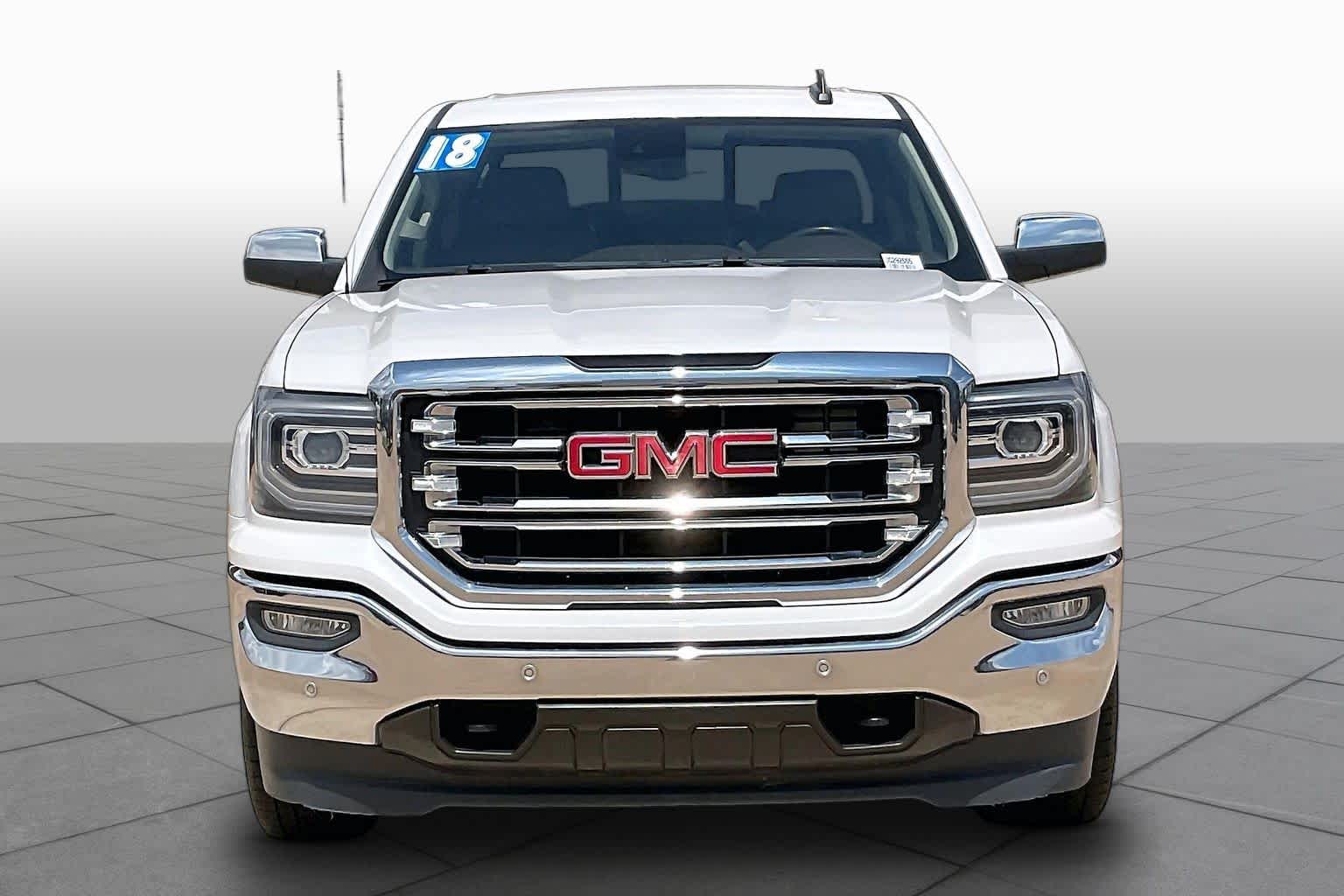 Pre-Owned 2018 GMC Sierra 1500 SLT