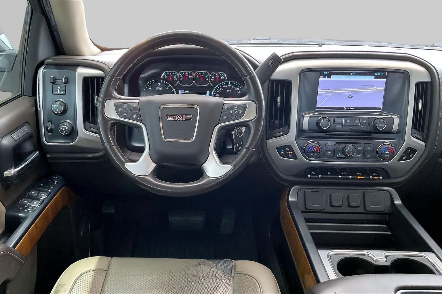 Pre-Owned 2018 GMC Sierra 1500 SLT