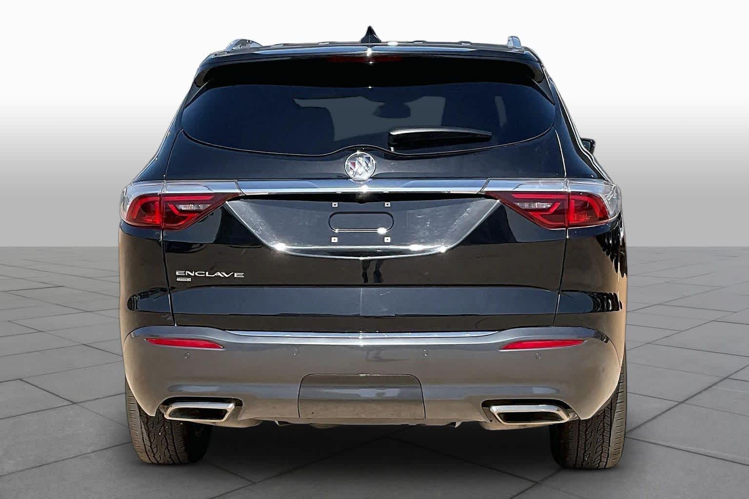 Pre-Owned 2023 Buick Enclave Essence