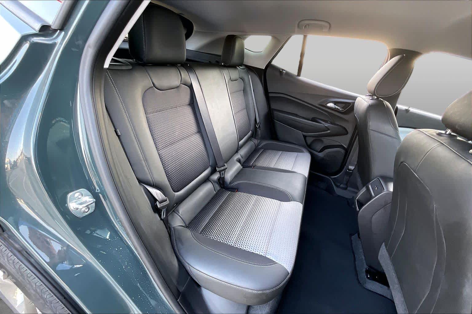 Used 2025 Cypress Gray Chevrolet LT image 19
