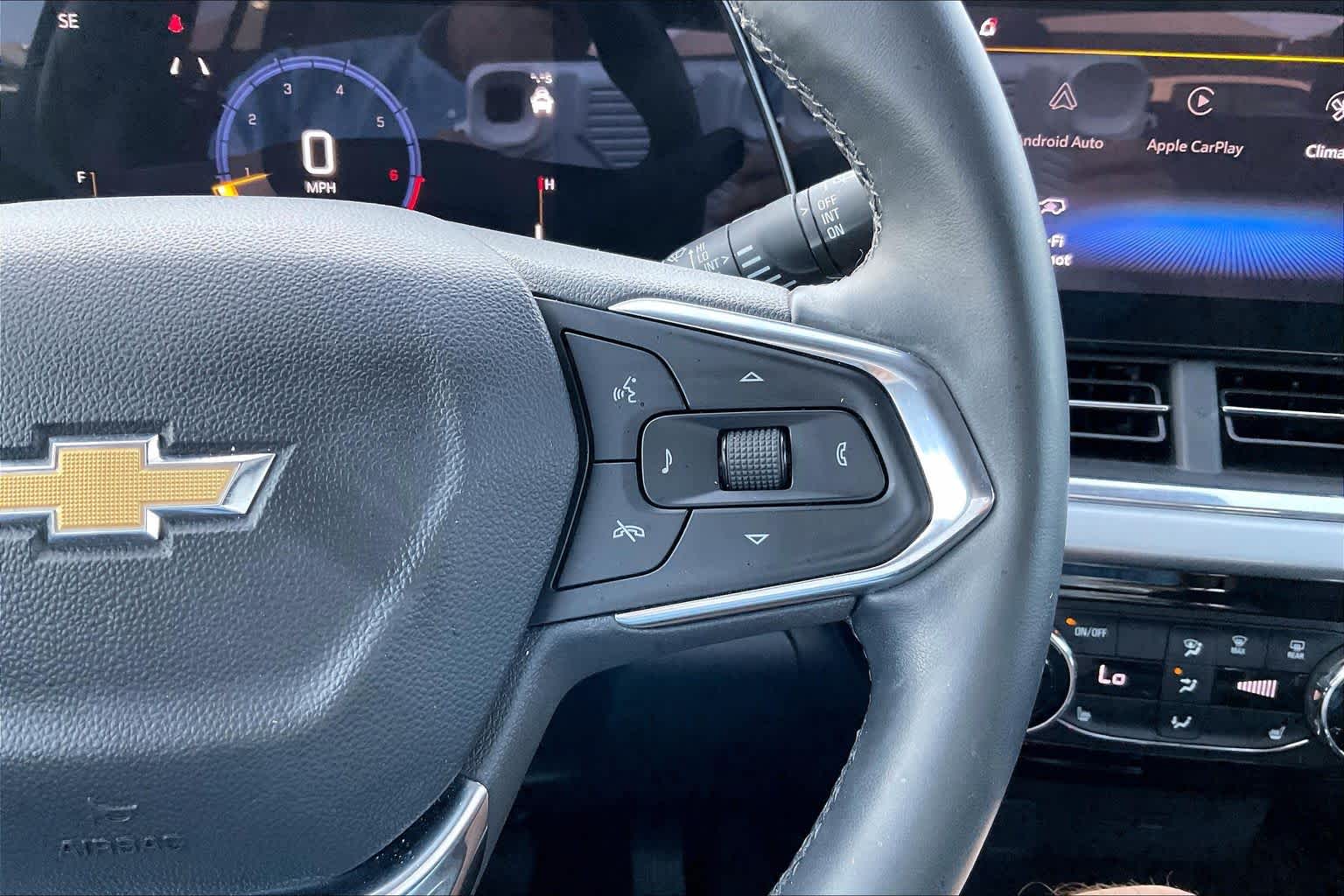 Used 2025 Cypress Gray Chevrolet LT image 24