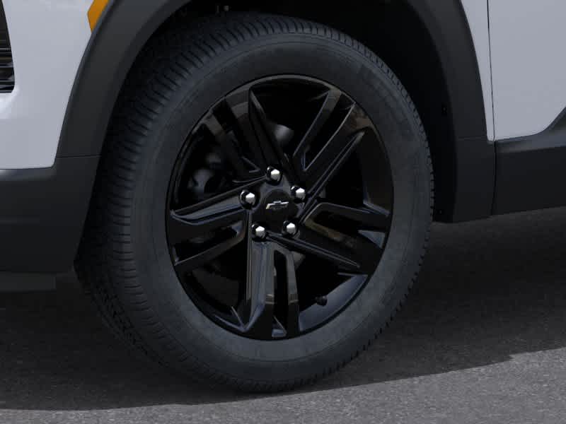 New 2026 Summit White Chevrolet LT image 9