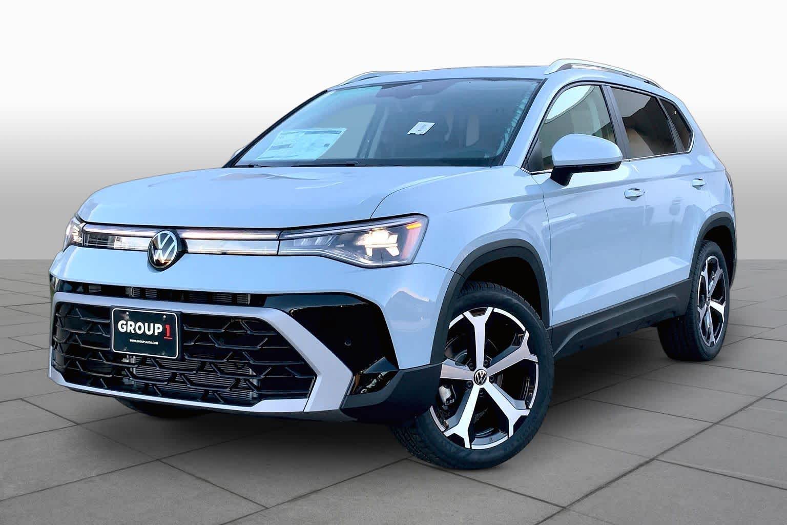 Monument Gray e 2027 Volkswagen Taos SUV / Crossover All-Wheel Drive 8-Speed Automatic