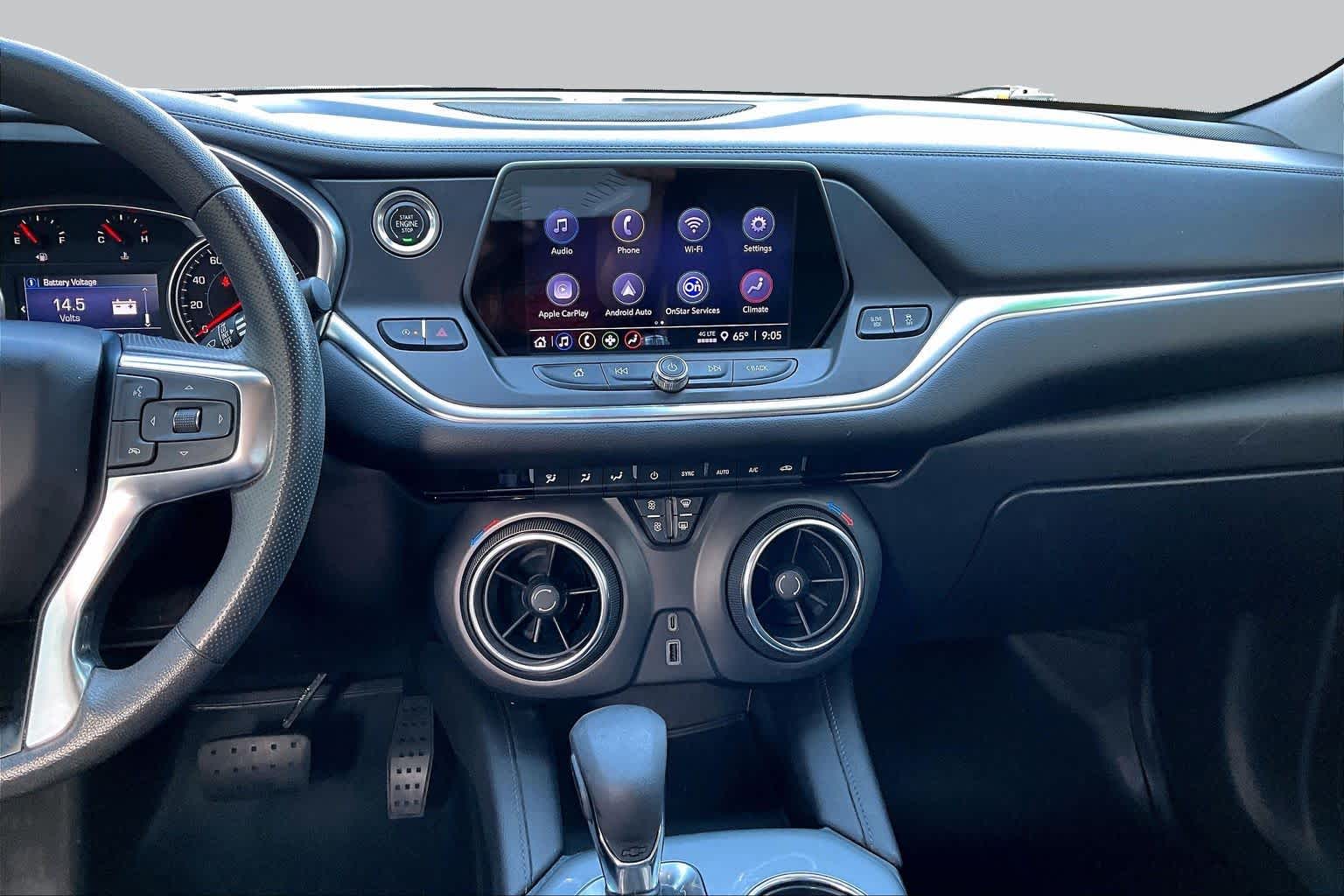 View vehicle photo 7
