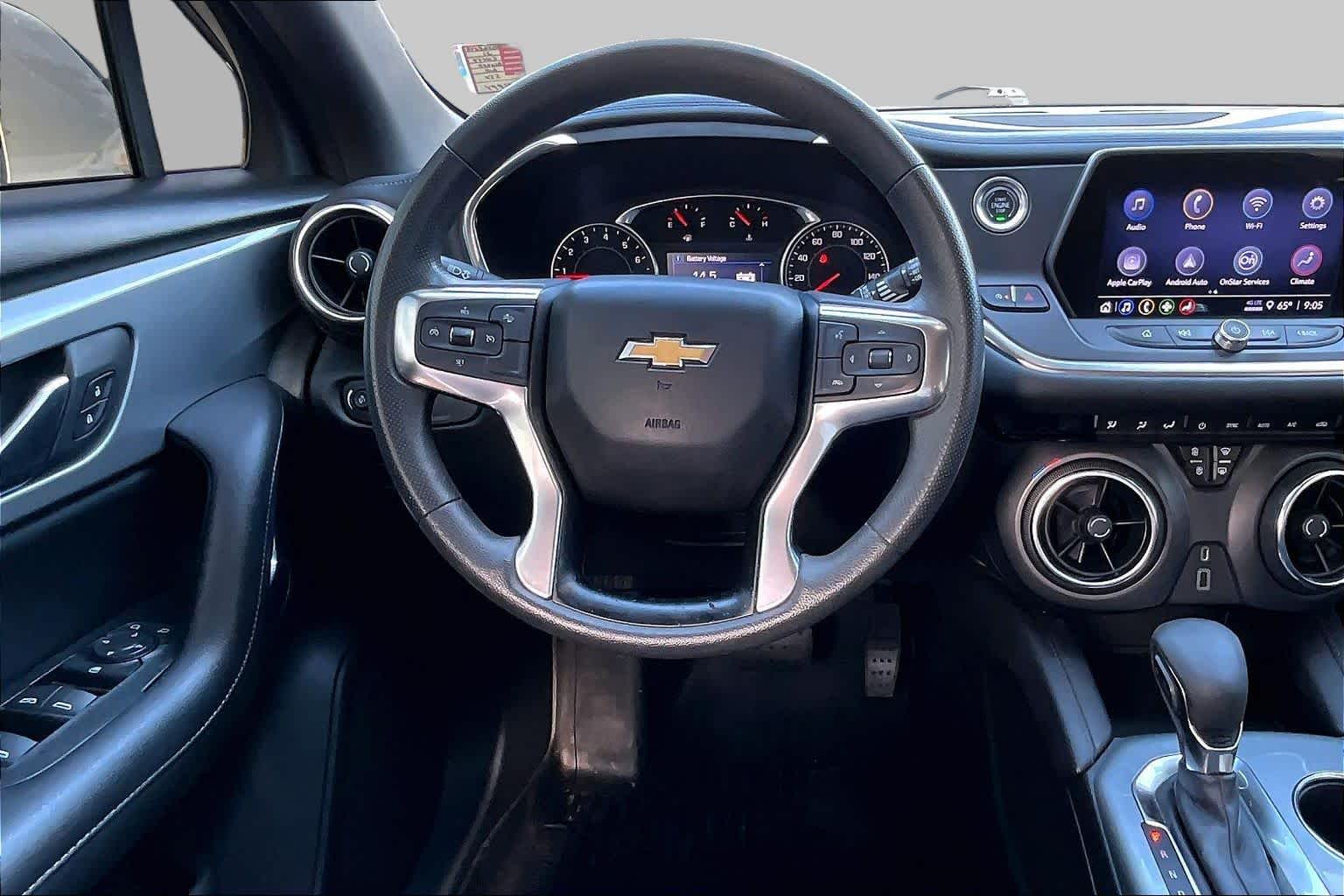 View vehicle photo 6