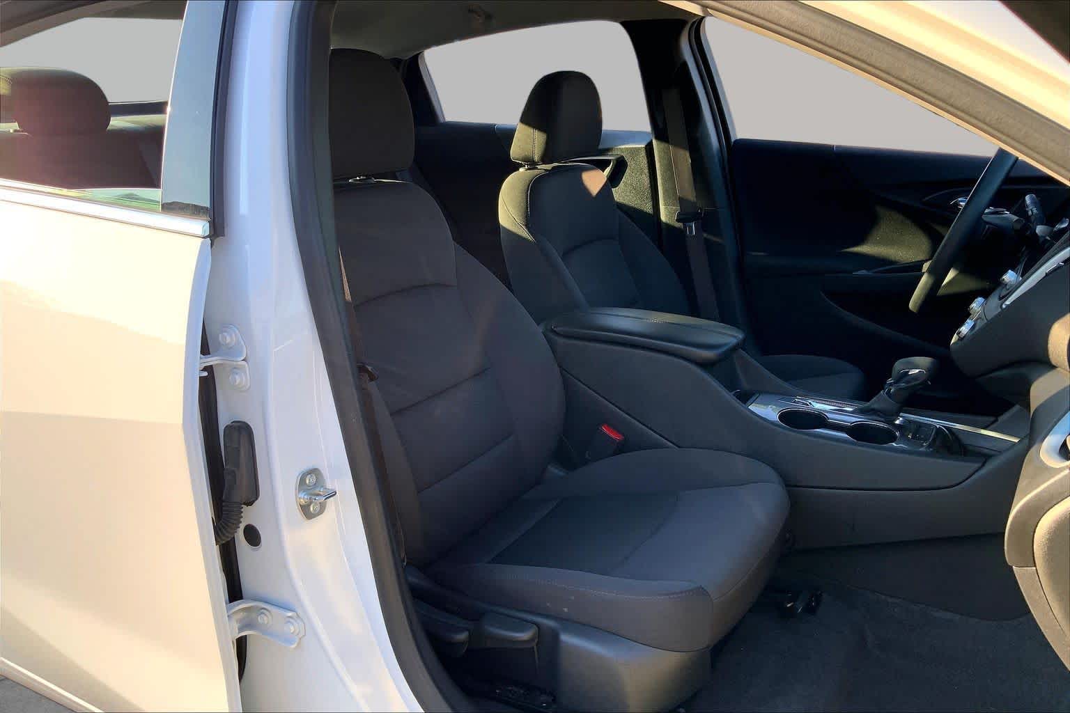 Certified Used 2024 Summit White Chevrolet 1LT image 9
