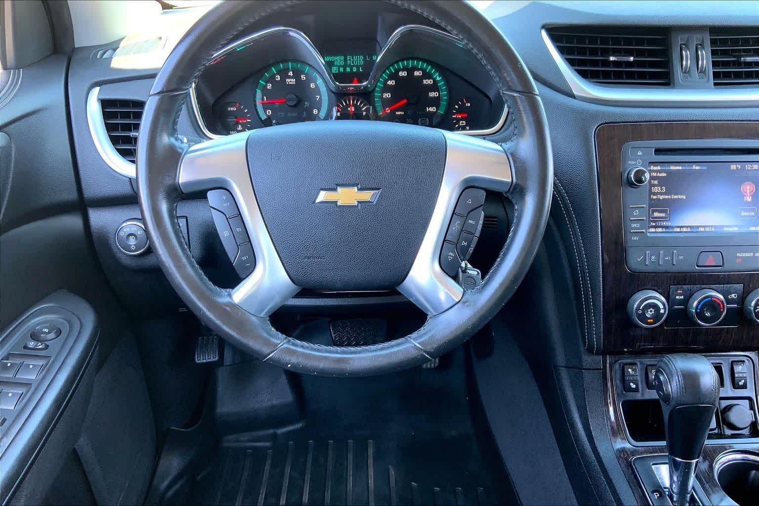 Pre-Owned 2016 Chevrolet Traverse LT