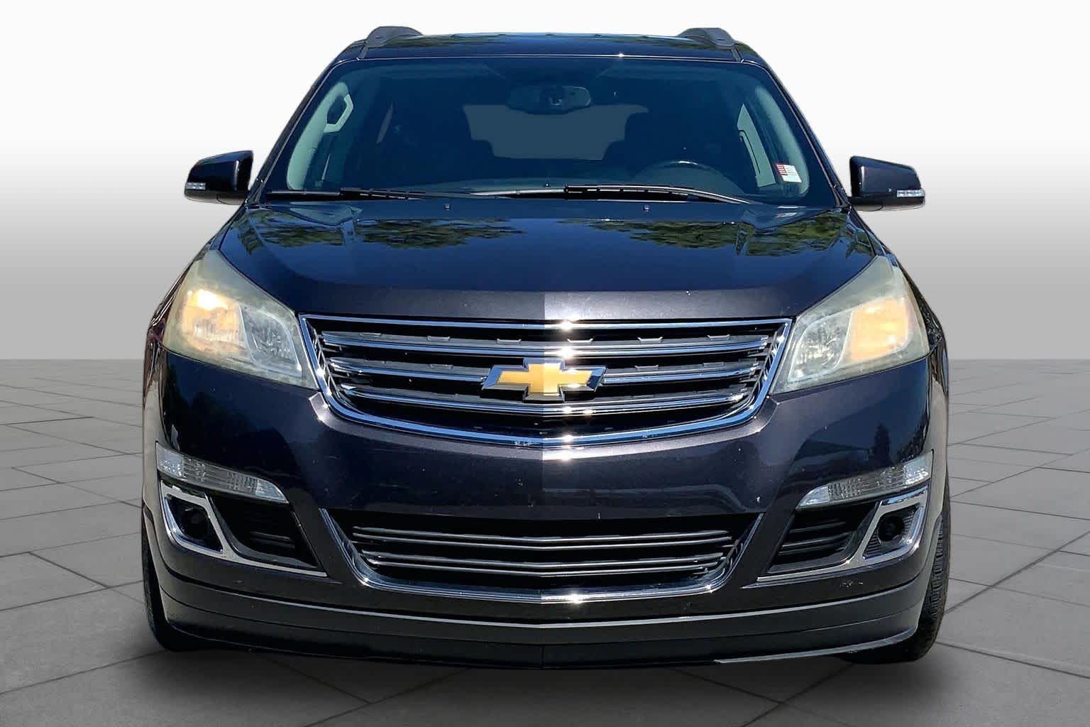 Pre-Owned 2016 Chevrolet Traverse LT