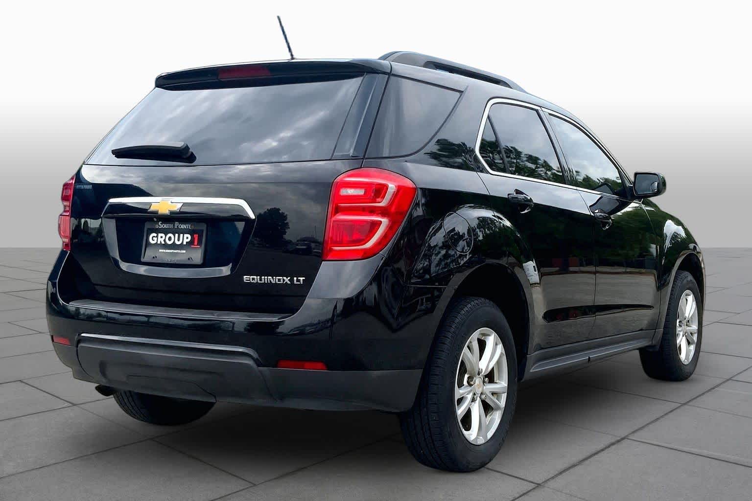 Used 2016 MOSAIC BLACK METALLIC Chevrolet LT image 13
