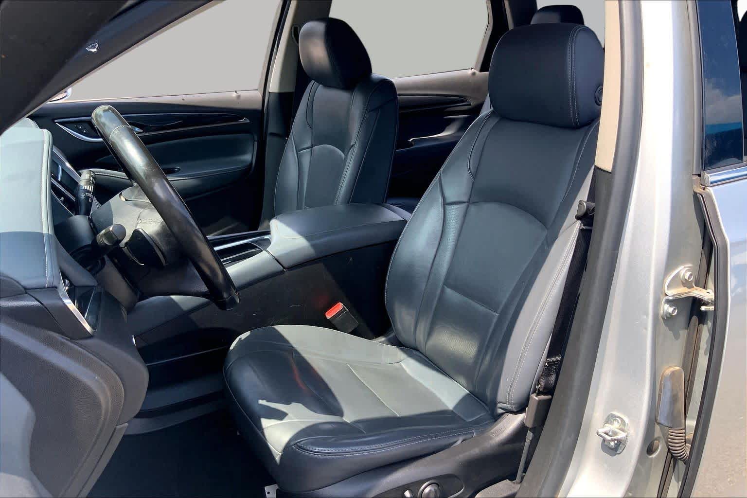Pre-Owned 2019 Buick Enclave Essence