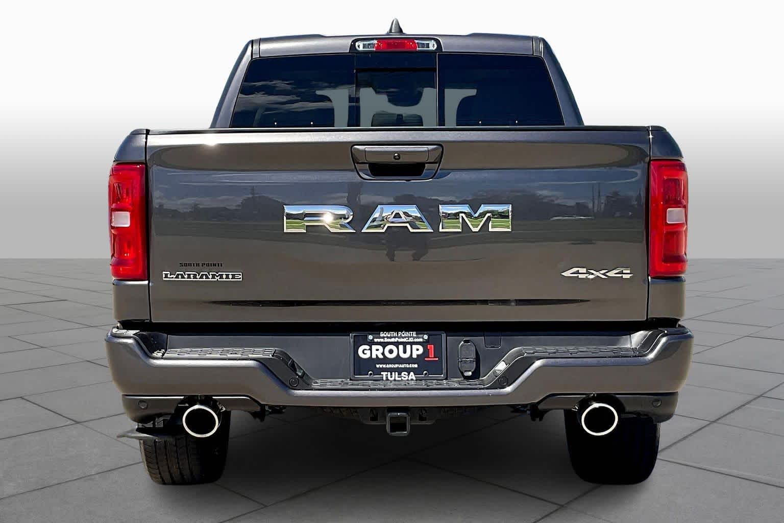 View vehicle photo 4