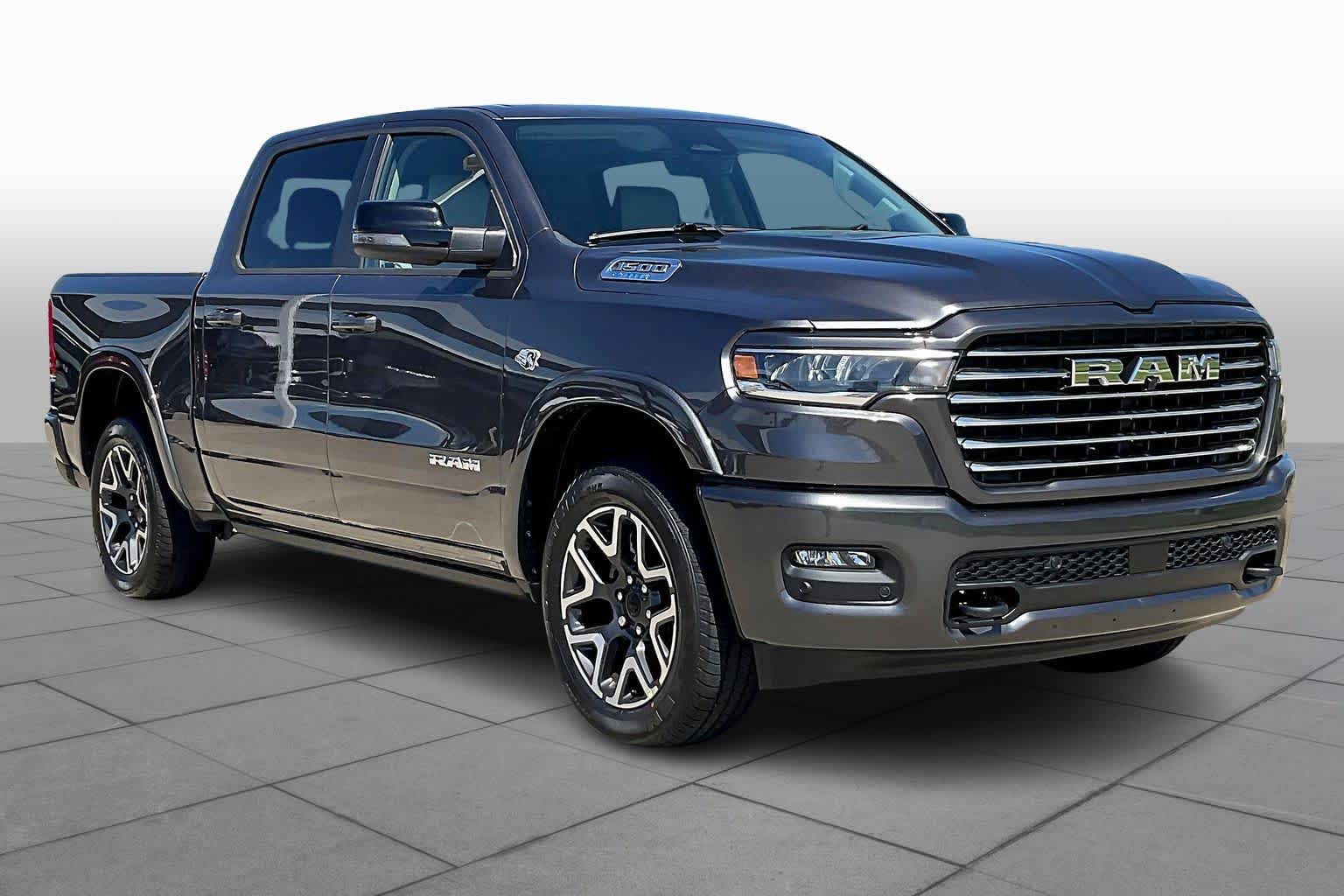 View vehicle photo 2