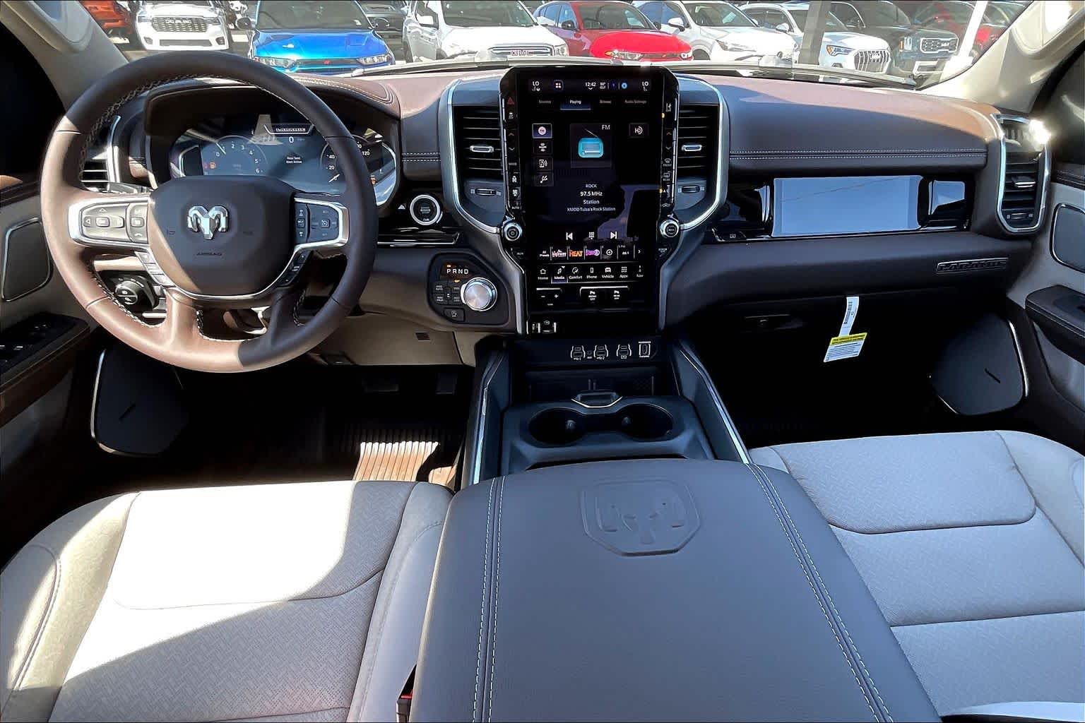 View vehicle photo 5