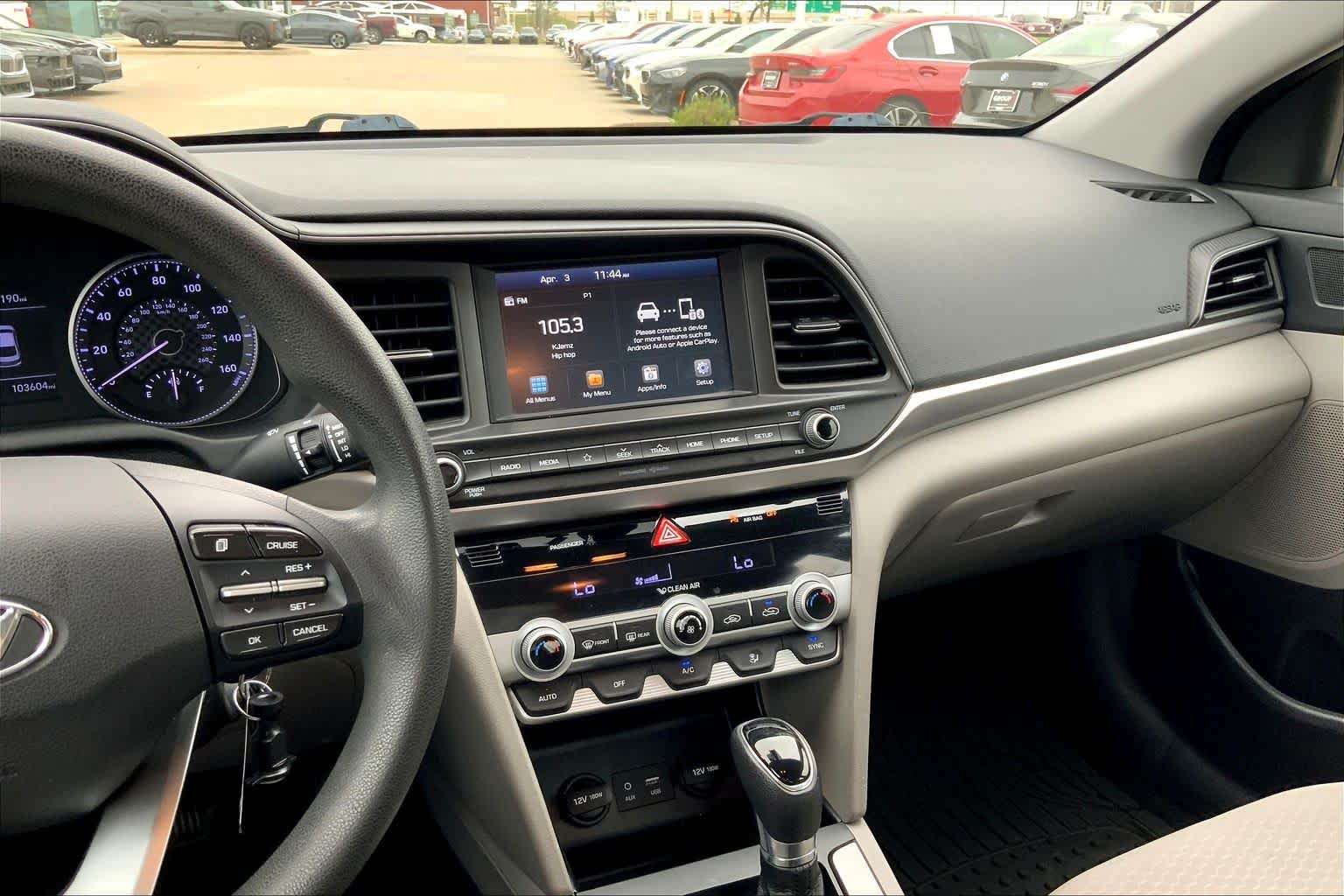 View vehicle photo 6