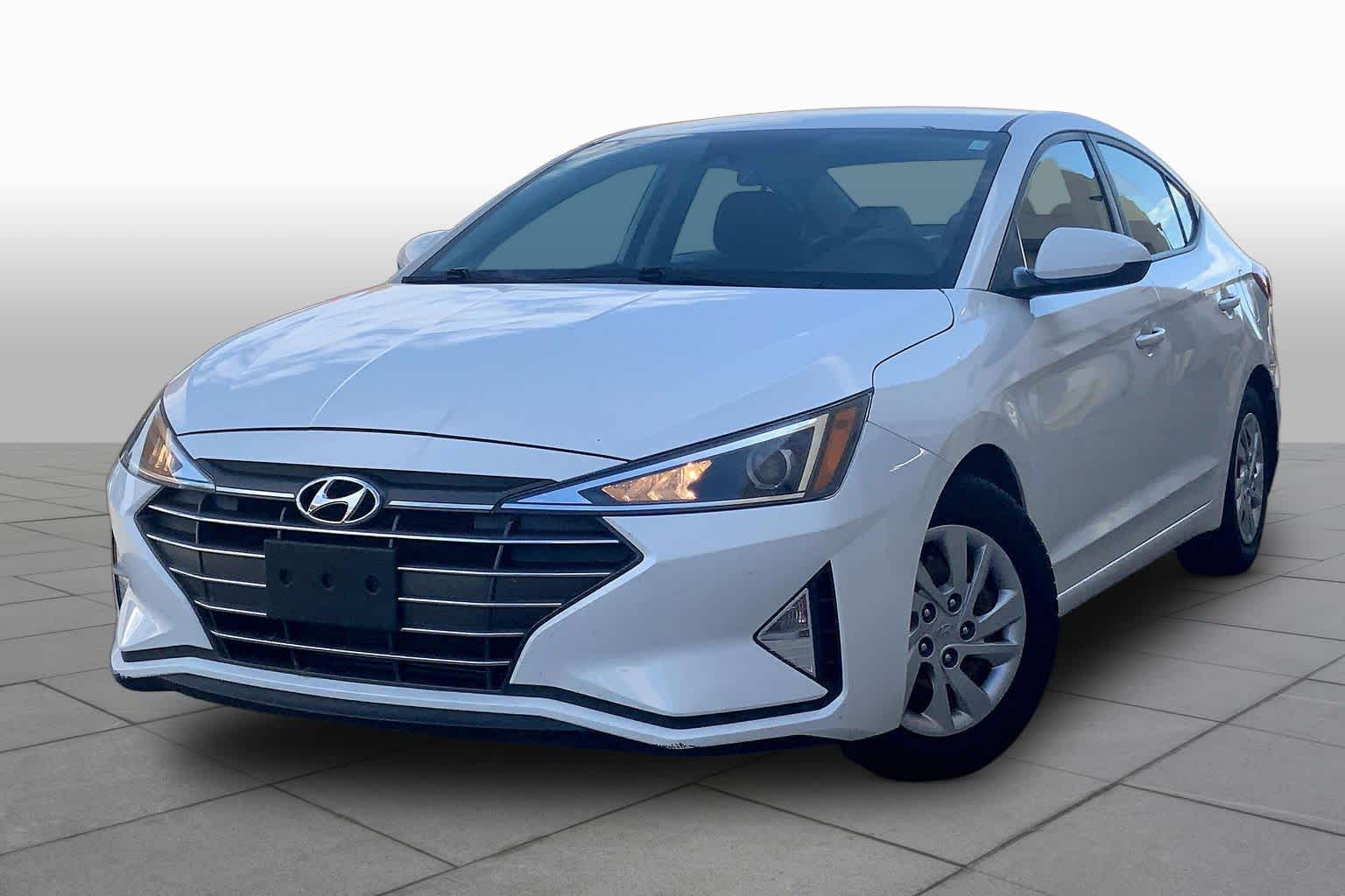 2020 Hyundai Elantra SE FWD