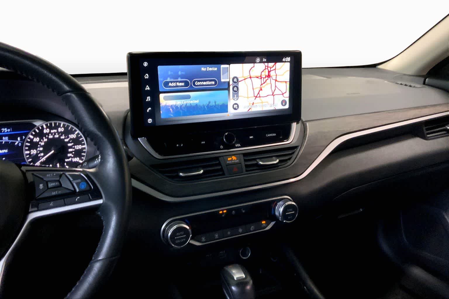 View vehicle photo 6