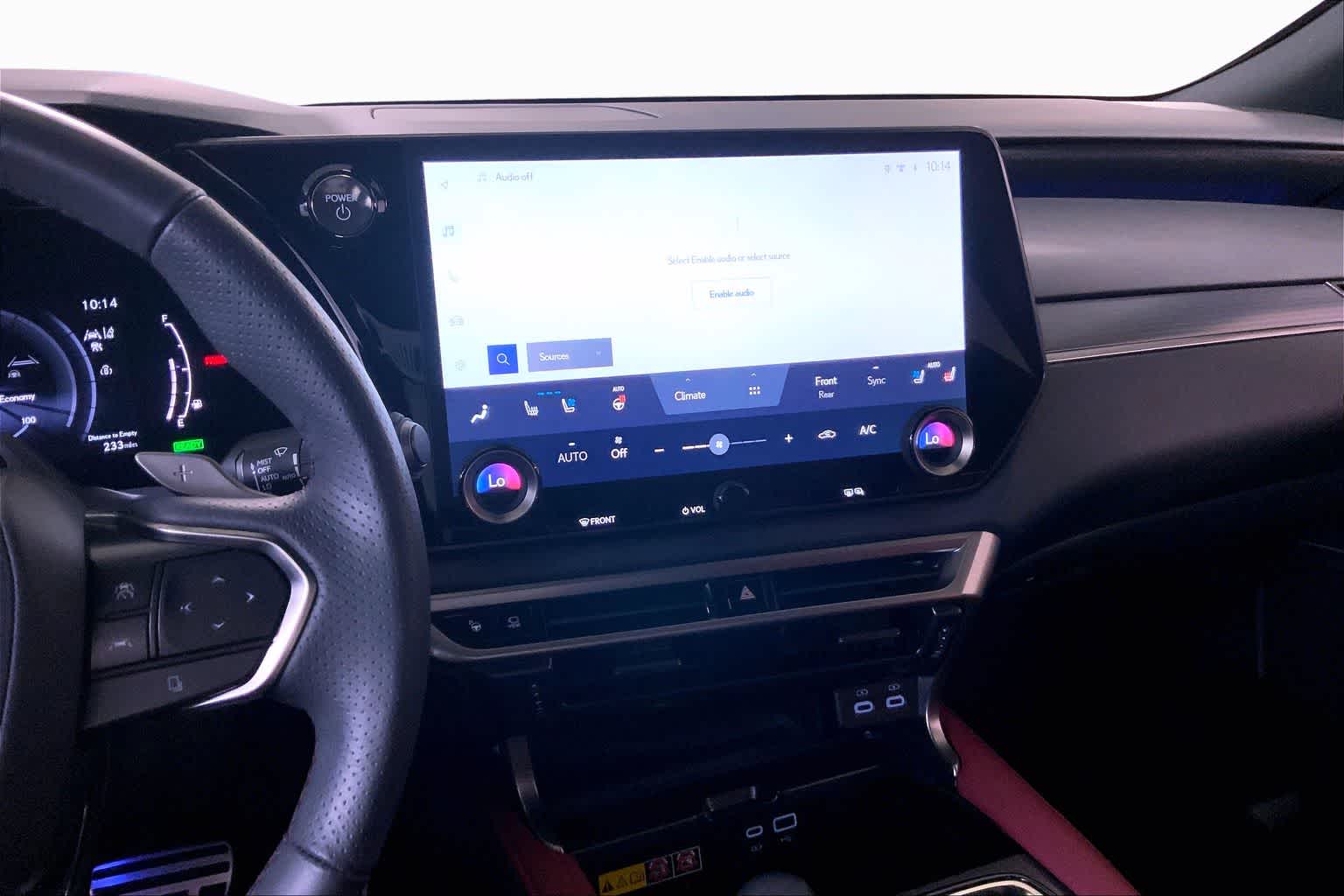 View vehicle photo 6