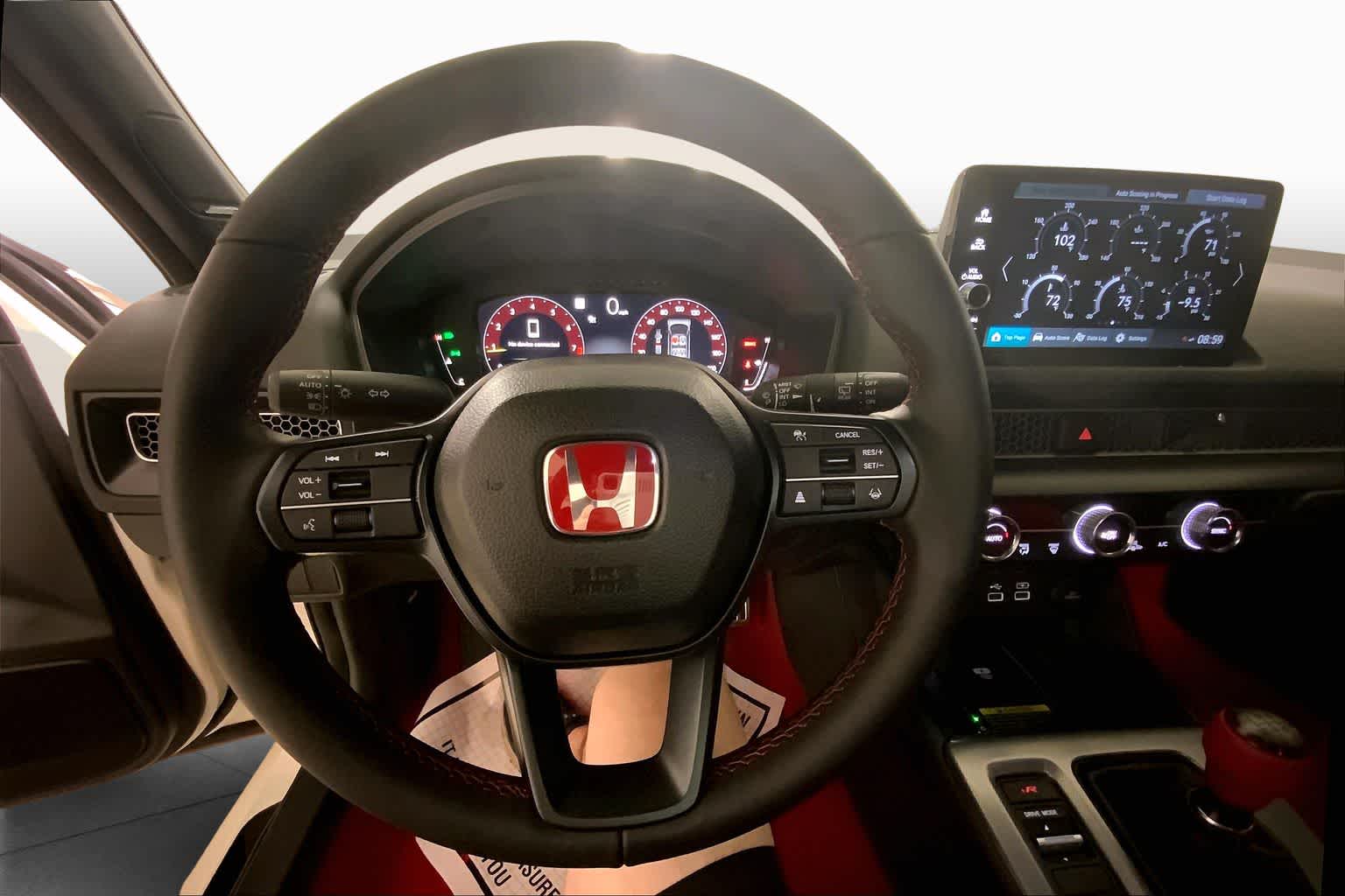 View vehicle photo 5