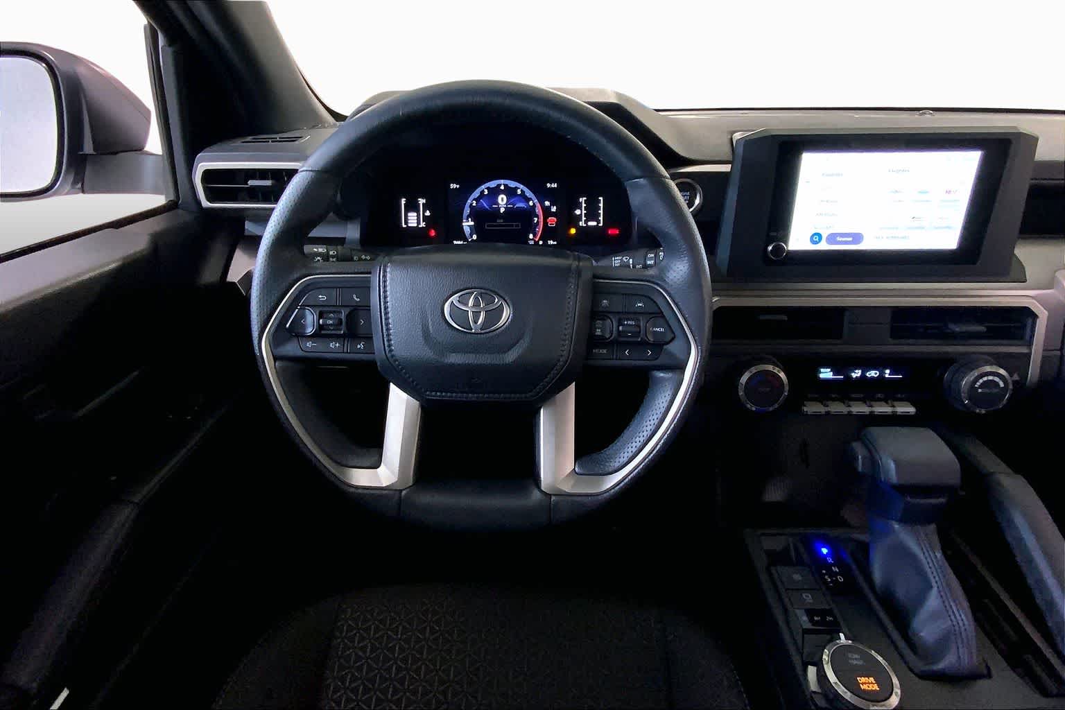 View vehicle photo 5