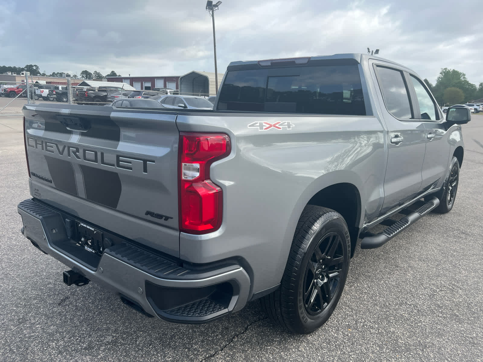 View vehicle photo 5