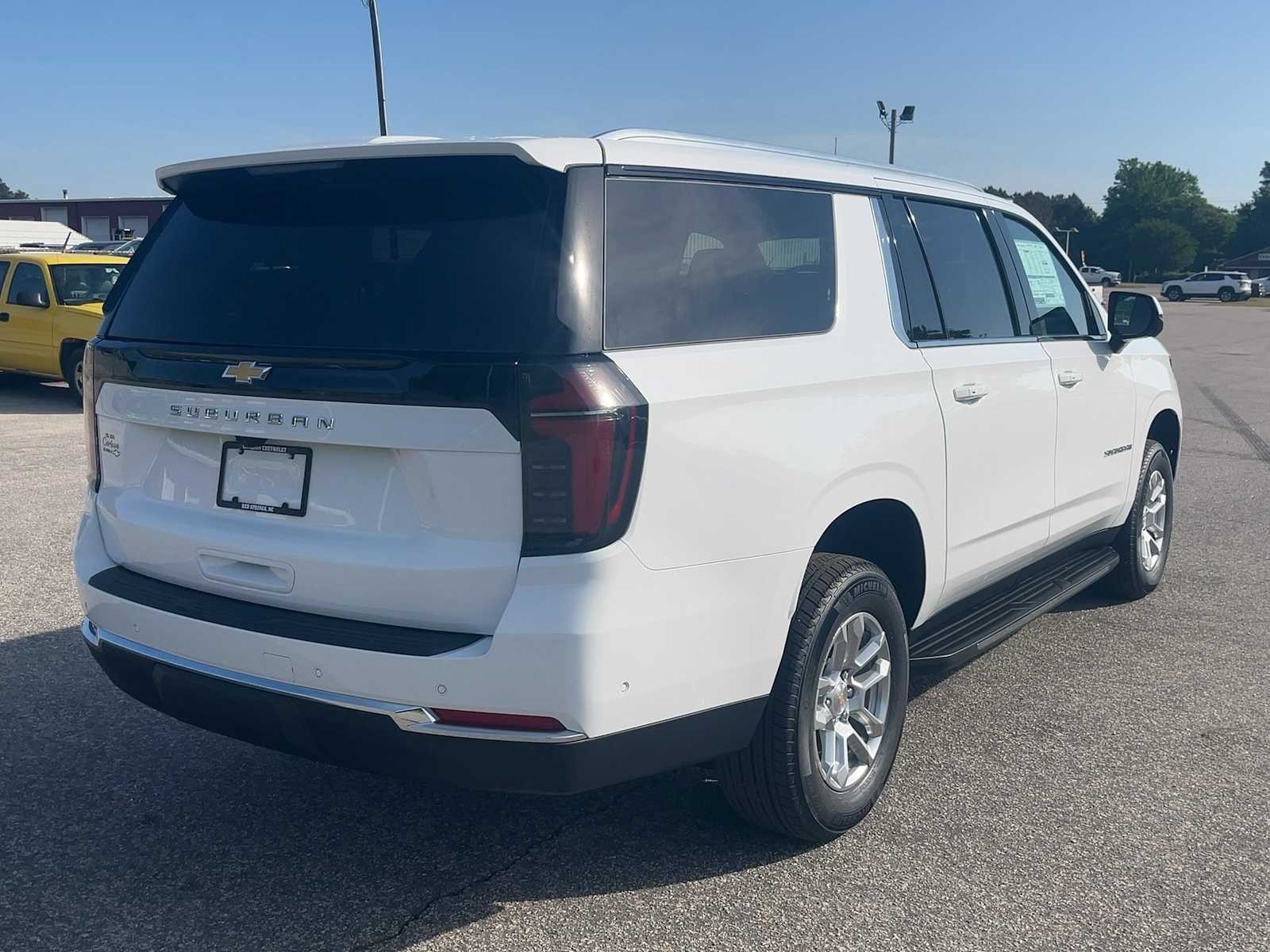 View vehicle photo 6