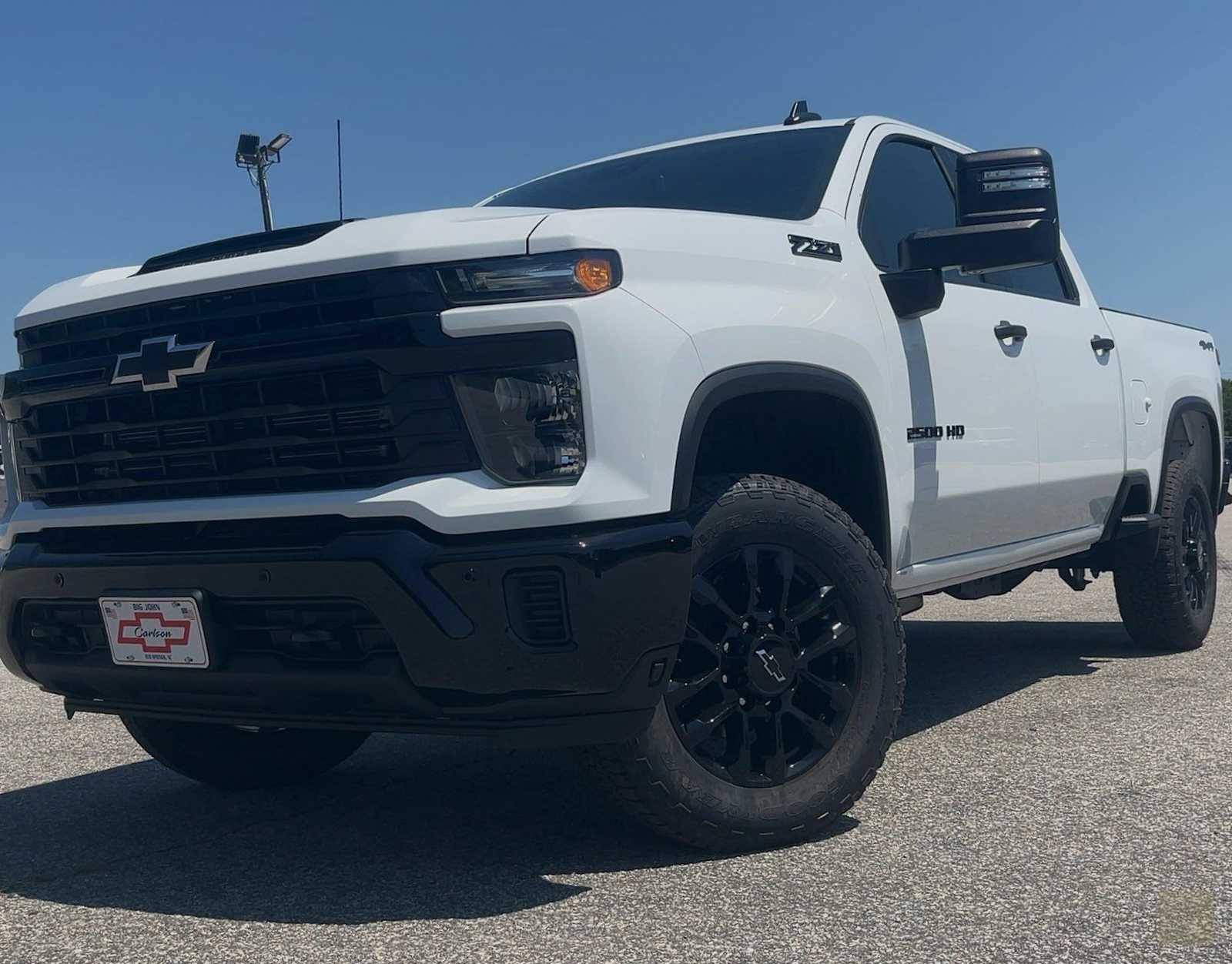 View vehicle photo 2