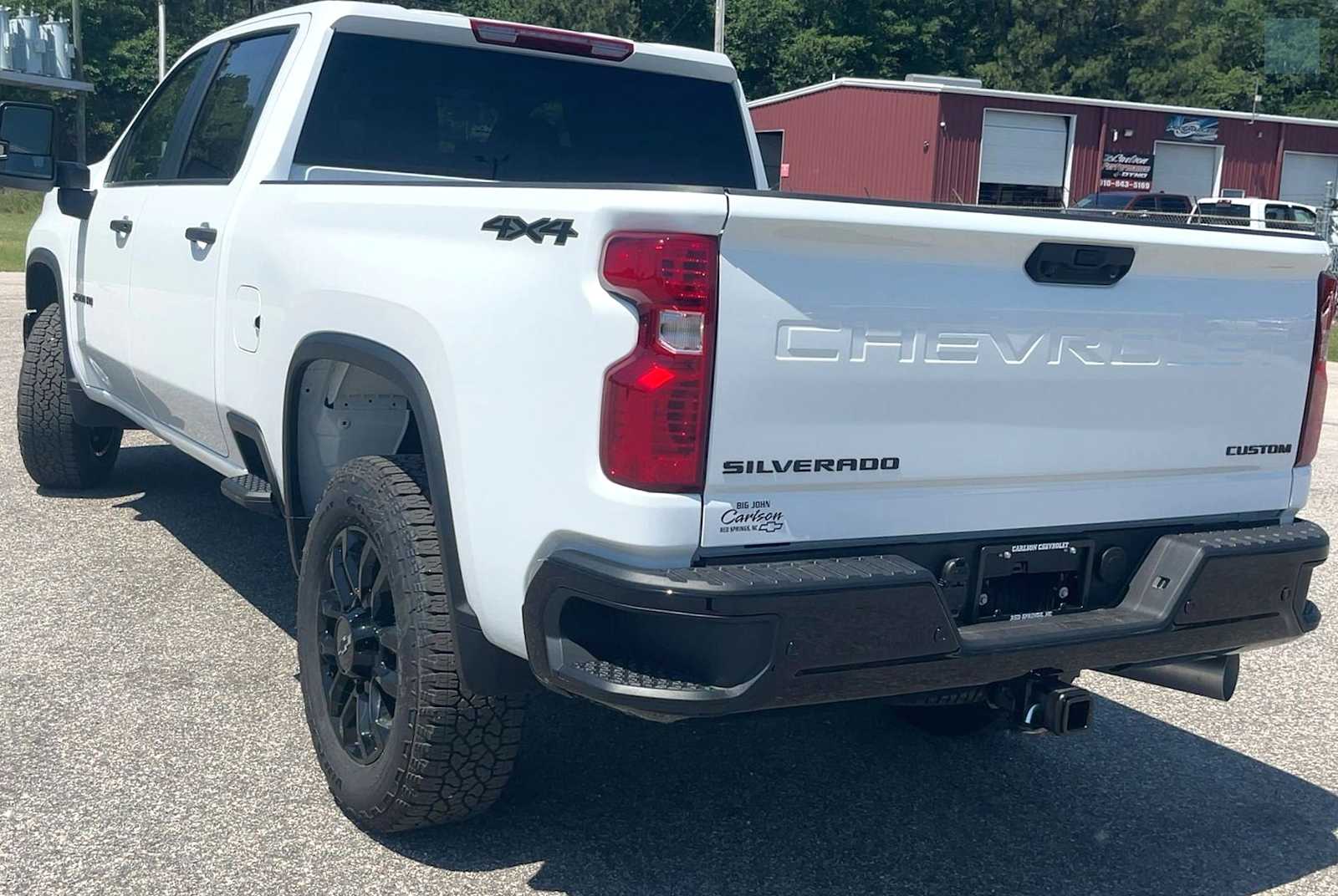 View vehicle photo 5